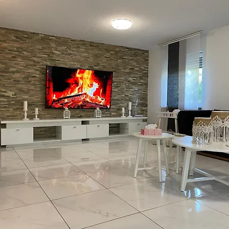 Deluxe Family Appartements Haem Freiburg im Breisgau Zimmer foto